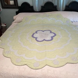Pottery Barn Kids Circular Round Flower Quilt 72" Diameter Pastel Green Blue - Picture 1 of 10