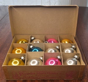 12 Vintage Glas Made in the U.S.A. Christbaumschmuck / Box - Bild 1 von 5