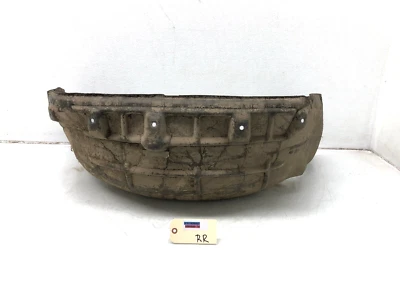 Chevrolet Suburban 2015-2020 paso derecho guardabarros trasero forro protector contra salpicaduras fabricante de equipos originales. Foto 1 de 4