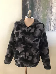 Barefoot Dreams Cozy Chic Camo Zip Hoodie Jacket Gray & Black Size SM - Picture 1 of 9
