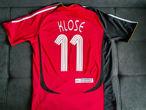 Miroslav Klose Trikot #11 Germany Away Shirt 2006 Deutschland Adidas Jersey Red Cover