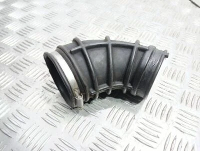 Opel Omega B2 2000 Diesel 74kW Hose / Line Intercooler UST37766 - Image 1 of 2