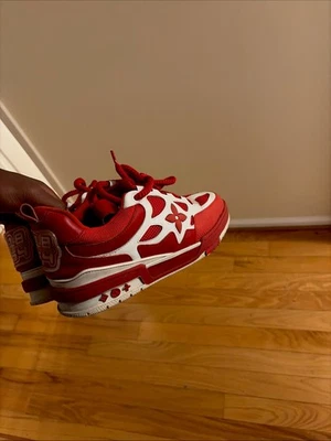 Zapatilla deportiva de skate Louis Vuitton LV Trainer roja blanca - para hombre talla 10 - rara Foto 1 de 3