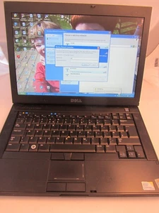 DELL LATITUDE E6400  LAPTOP  COMPUTER ( FOR PARTS ) - Picture 1 of 5