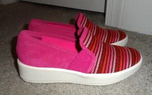 Gran Colección Clark Talla 7 Rosa Rayas Imitación Gamuza Zapatos Sin Cordones Mujer Nuevos Sin Caja - Imagen 1 de 6