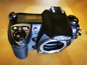 Futjifilm s5 pro 4400 klicks met super dynamik Range - Bild 1 von 8