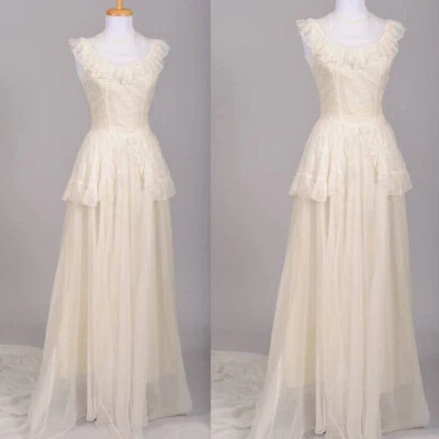 Vintage Lace Scoop Neck Ruffles Wedding Dress with Train Sleeveless Bridal Gowns - Image 1 of 4