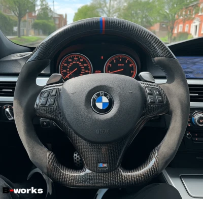 Volante de cuero de fibra de carbono Sporty Feel para BMW E90 E91 E92 E93 Foto 1 de 4