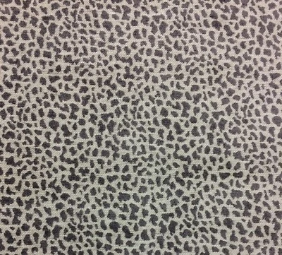TELA DE TERCIOPELO ITALIANA TEJIDA MANCHAS ANIMALES GRIS CLARENCE HOUSE SIMBA POR YARDA 54"W Foto 1 de 4