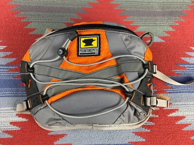 Mountainsmith Tour Hiking Day Lumbar Fanny Pack Bag Sports Outdoor Green Gray - Image 1 of 4