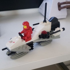 LEGO Space: Classic Space shuttle  (6842) Vintage Complete Set w/ Spaceman 