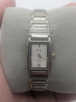 Reloj Kathie Lee Tank Plateado KL2711QB. Batería nueva funciona. Foto 1 de 4