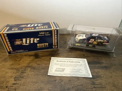 Ford Taurus Revell 1998 #2 Rusty Wallace Miller Lite/Elvis escala 1/43 diecast Foto 1 de 4