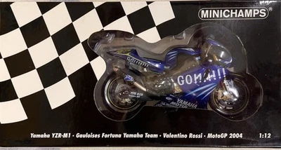Minichamps 1/12 Yamaha YZR-M1 Gauloises Fortuna Team Valentino Rossi MotoGP 2004 - Image 1 of 4
