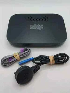 SKY Q Model ER110 Wi-Fi Wireless Broadband Router - Picture 1 of 5