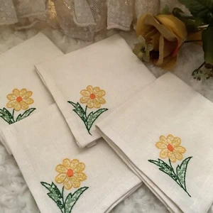 4 Vintage handmade beige embroidered flower linen? dainty tea napkins 10"x11" - Picture 1 of 7