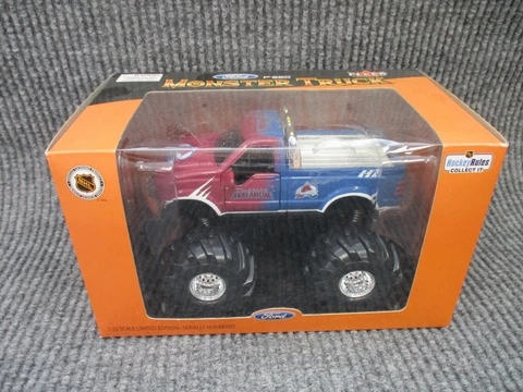 Colorado Avalanche Fleer Collectables Monster Truck NHL Hockey 1:32 Scale Cover