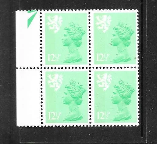 GB SCOTLAND  1982 12½p emerald vf MINT never hinged block of 4 - SG S38 - Image 1 of 1