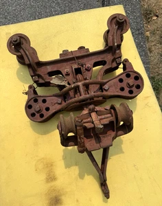 Antiker "NOS" Moline Eisenwerk HEUWAGEN mit Reise, Riemenscheibe & Originallack - Bild 1 von 20