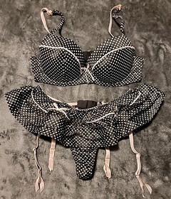 Victoria's Secret Sexy Little Things Polka Dot Bra & Garter Thong Set 36C/L