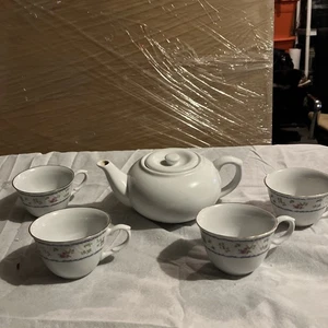 Farberware/ Gordon Bleu/ tea pot with 4 cups set/  - Picture 1 of 7