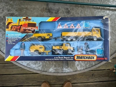 MATCHBOX SUPER KINGS K-118 ROAD REPAIR SET - Image 1 of 4