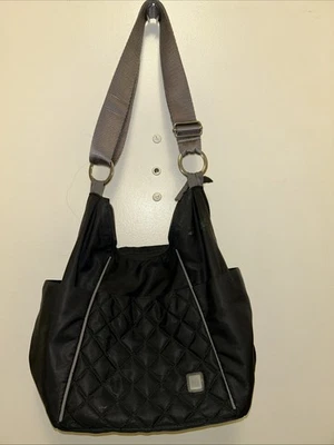 Сумочка Ellington черная регулируемая с серым ремешком черная стеганая панель - Изображение 1 из 4