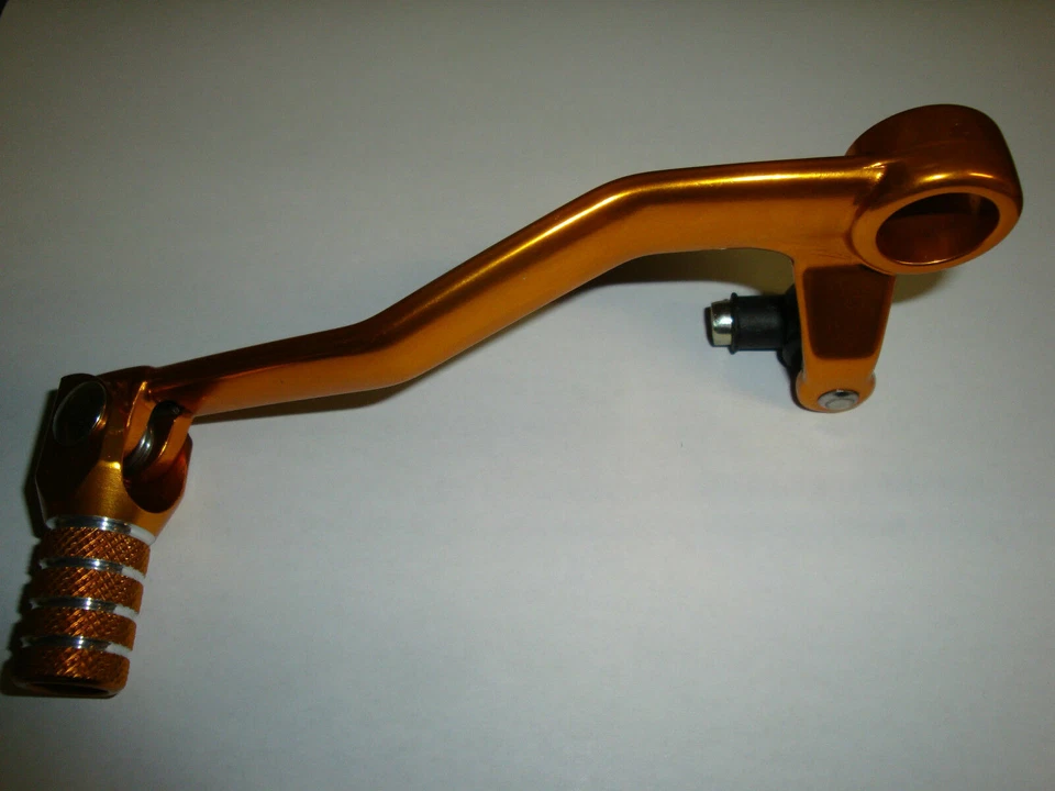 PEDAL DE ENGRANAJES SUZUKI BANDIT 600 '95 - '05 SOLO CON CLAVIJA PLEGABLE EN ORO ANODIZADO  Foto 1 de 1