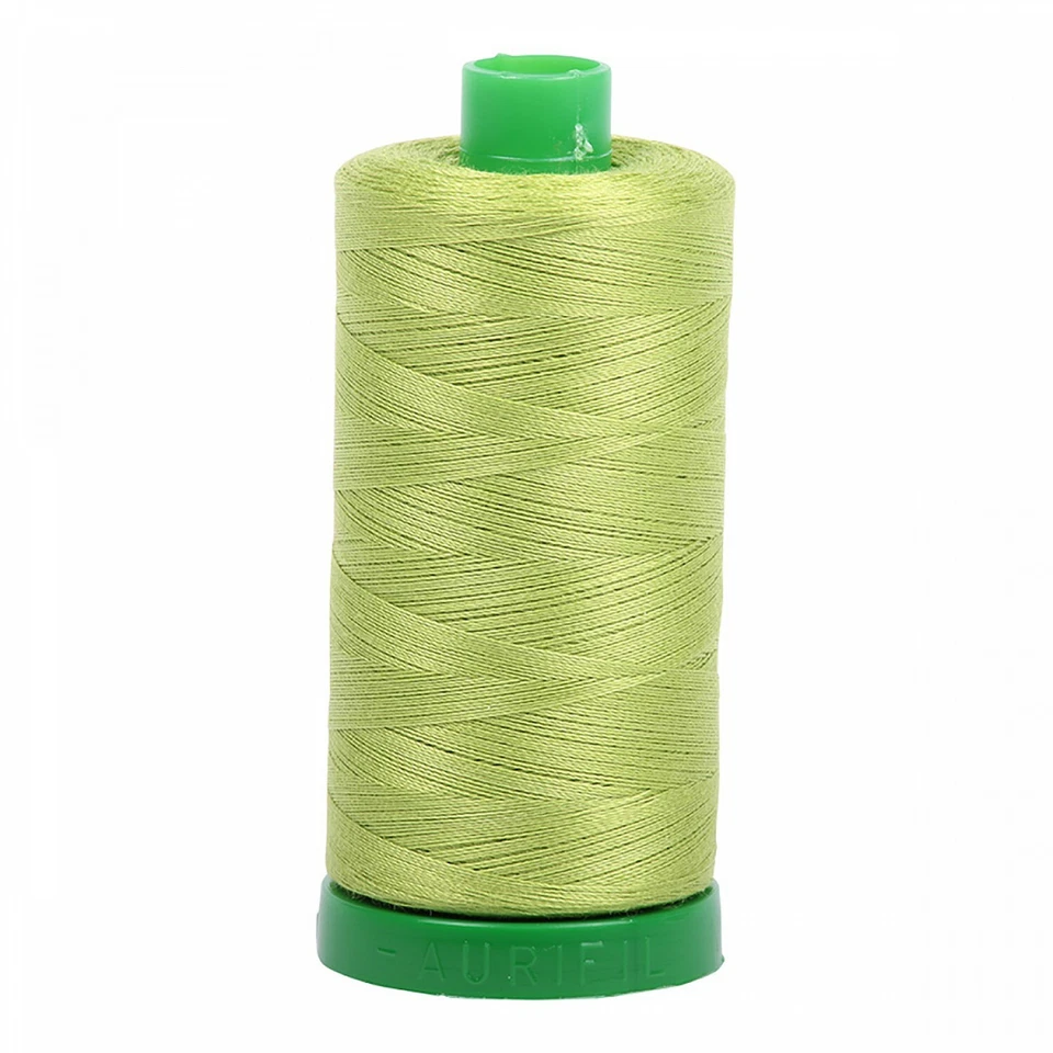Aurifil Mako 40 wt hilo de algodón - 1094 yardas - verde primavera Foto 1 de 1