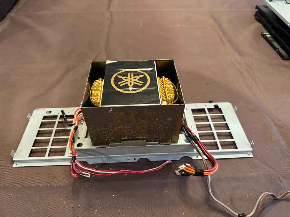 Yamaha AVENTAGE RX-A6A 9.2 Channel Home Theater Receiver PARTS ONLY - Image 1 of 4