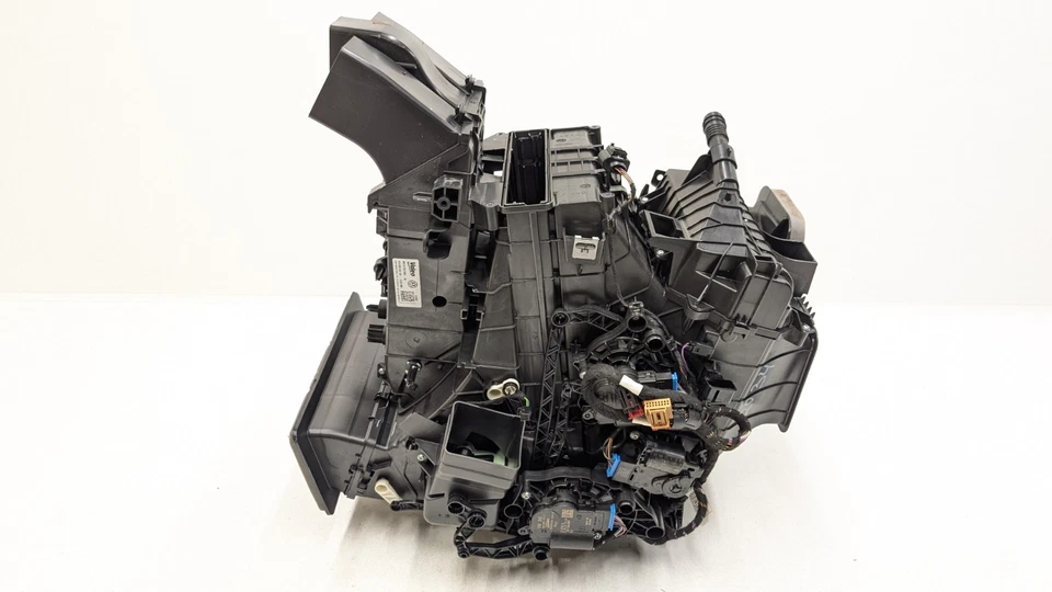 AUDI Q4 E-TRON HEATER BOX 1EA820351 2023 - Image 1 of 4