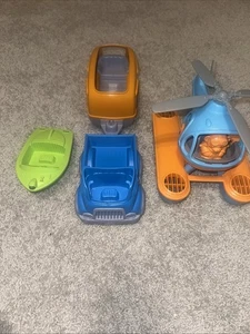 Green Toys blauer Pickup Truck und orange Wohnmobil Camper Trailer Boot Seacopter Posten - Bild 1 von 4