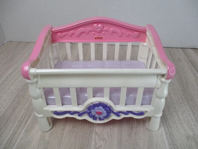 Fisher Price Snap N Estilo Bebé Muñeca Cuna Rosa Púrpura 2006 Foto 1 de 4