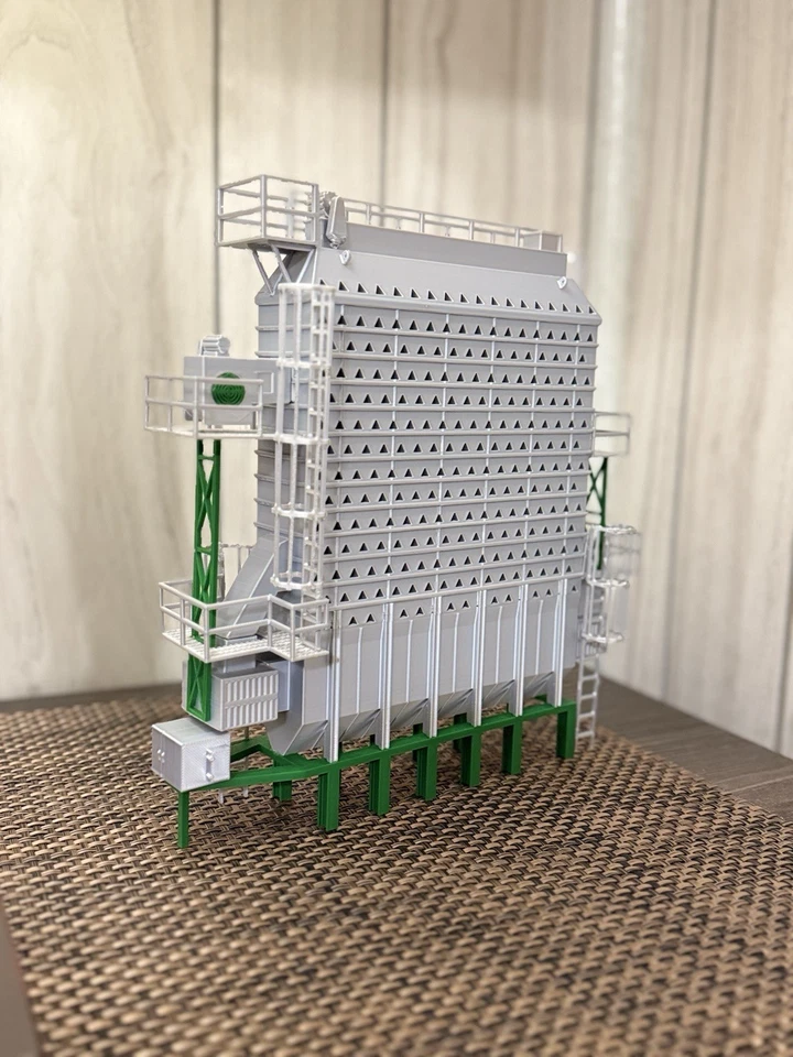 1/64 Scale Mixed Flow Grain Dryer. 3d Printed - Image 1 of 4