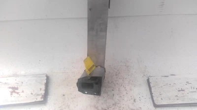 Rear Bumper Reinforcement Fits 00-03 MAXIMA 264866 Foto 1 de 3