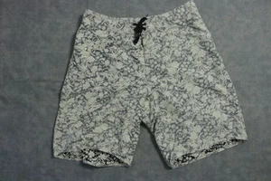 Patagonia Board Shorts Mens 33 Swim Trunks Drawstring Pocket Floral Nylon - Picture 1 of 9