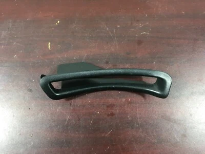 Mercedes Benz E350 2010-2016 trasero derecho pilar C moldura negro A2126950259 OEM. Foto 1 de 4