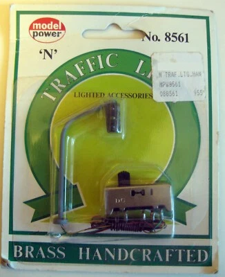 Model Power N Scale Hanging Traffic Light Item# 8561 - Image 1 of 3