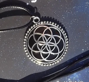 Shungite Inlay Sacred Geometry Flower of Life Pendant Powerful Emf Protection - Picture 1 of 2