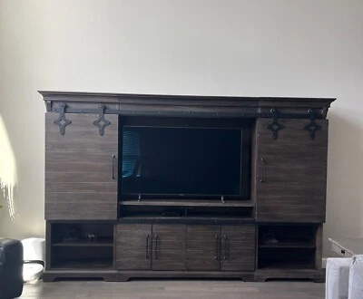 entertainment unit,huge,grayish wood,sliding barn doors,in great condition  - Изображение 1 из 2