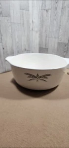Vintage Black Wheat Anchor Hocking Cookware Large Casserole Dish 10 1/2” 2.5 Qt - Picture 1 of 4