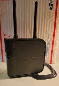 Belkin F5D8236-4 V3 High Performance N Wireless 4 Port 10/100 Router 300 Mbps - Picture 1 of 4