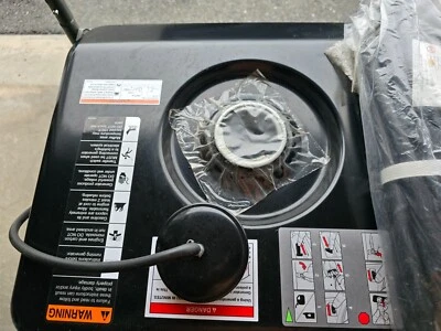 Briggs & Stratton Generator 5500W 8250W Starting Storm Responder Portable - Image 1 of 4