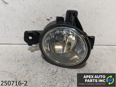 Faro antiniebla del lado derecho del pasajero BMW X3 2007-2010 OEM 3,0 L en parachoques Foto 1 de 4
