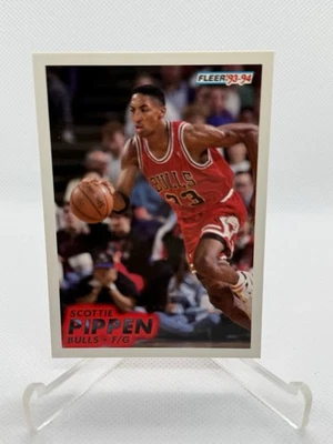 1993-94 Fleer - Scottie Pippen #32 - Image 1 of 2