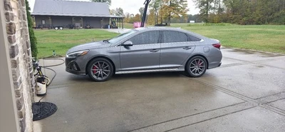 2018 Hyundai Sonata SPORT - Image 1 of 4