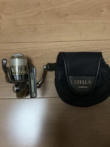 Shimano 04 Stella 2000 spinning reel with case - Picture 1 of 7
