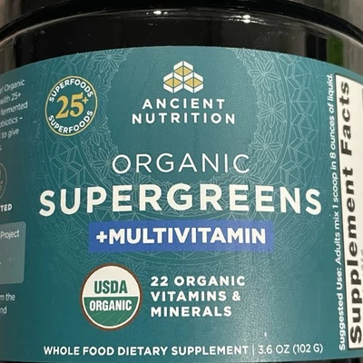 Polvo suplemento alimenticio integral multivitamínico súper verde orgánico Ancient Nutrition Foto 1 de 4