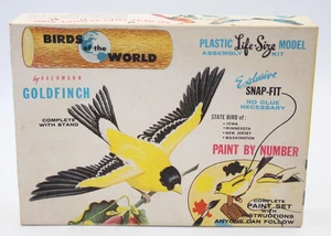 Vintage Bachman Birds Of The World Snap Fit Model Life-Size GOLDFINCH Rare Rarität - Bild 1 von 9