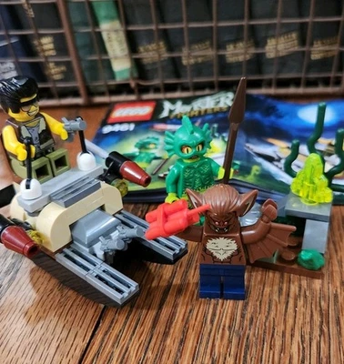 VINTAGE LEGO SET #9461 SWAMP CREATURE COMPLETE W/ MINIFIGURES BAT BOY DYNAMITE - Image 1 of 4